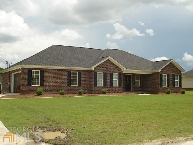 1st image of 213 Booster Blvd