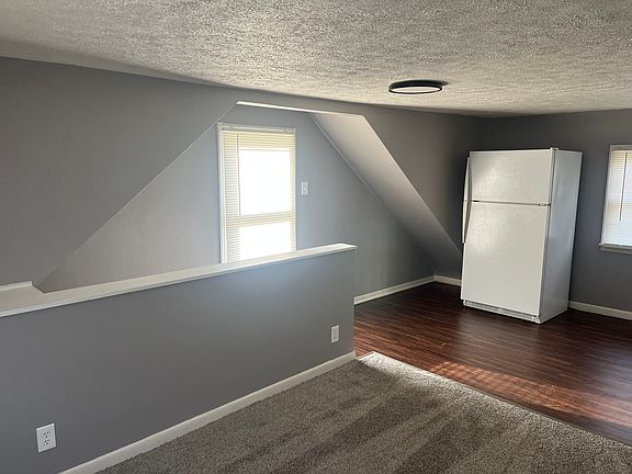 3rd image of 235 E Reynolds St #4