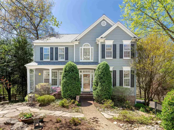 213 Fox Horn Ln, Charlottesville, VA 22902