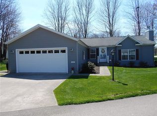929 Burgundy Bnd, Girard, PA 16417