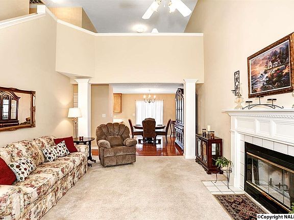 3rd image of 323 Harvestwood Ct