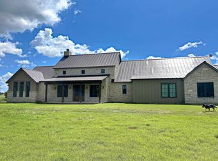1402 Countryside Bend, Fredericksburg, TX 78624