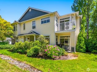 Sterling Square, Sammamish, WA 98075