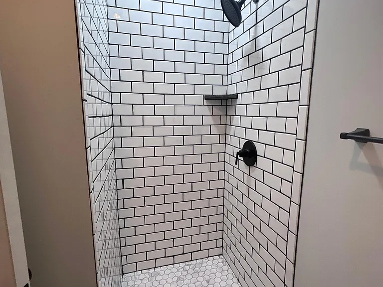 207 Simmons Ct #1-3 — Photo 5