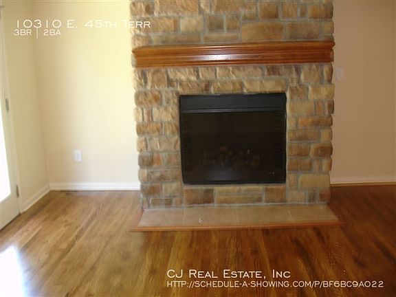 5th image of 10310 E 45th Ter
