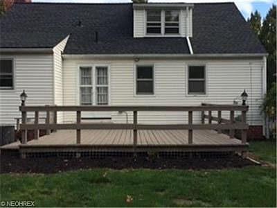 4th image of 16449 Parklawn Ave
