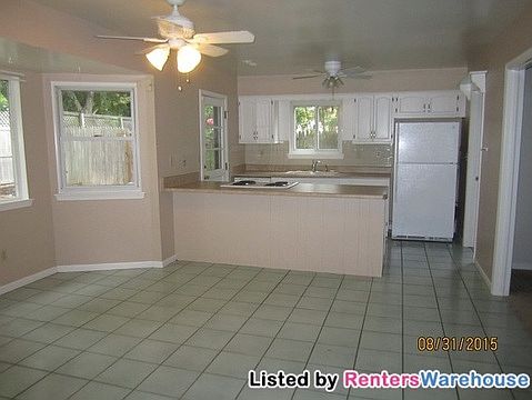 3rd image of 509 Prince Of Wales Dr