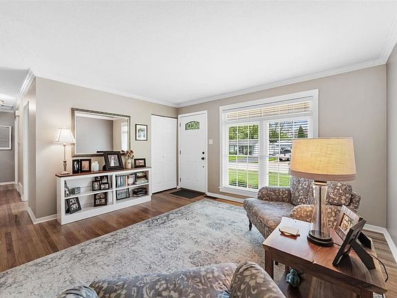 4th image of 2865 Sugar Tree Ln