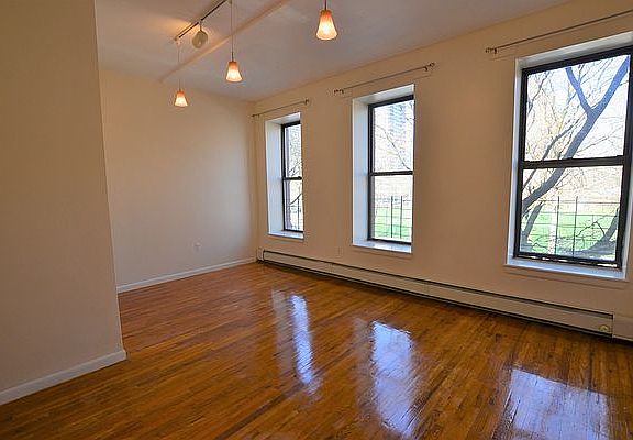 2nd image of 316 E 120th St APT 3