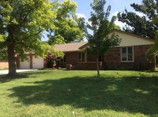 2002 N Siefkin St, Wichita, KS 67208