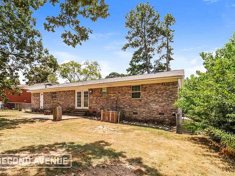 8110 Alvin Ln — Photo 22