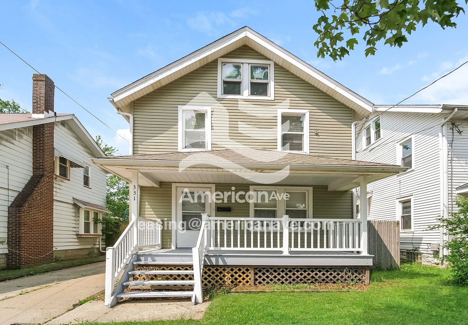 3 bed, 1.0 bath, 1344 sqft, $1,397 — Photo 1