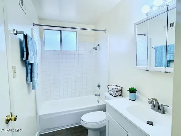1304 Hartley Ave, Simi Valley, CA 93065