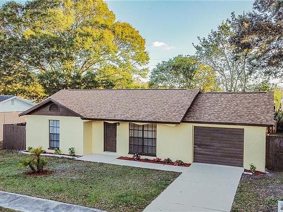 4th image of 8112 Badger Ln