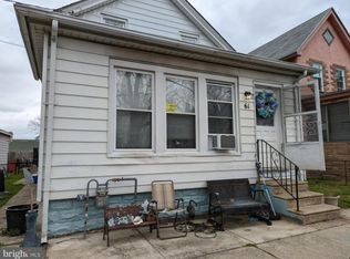 61 Roosevelt St, Paulsboro, NJ 08066