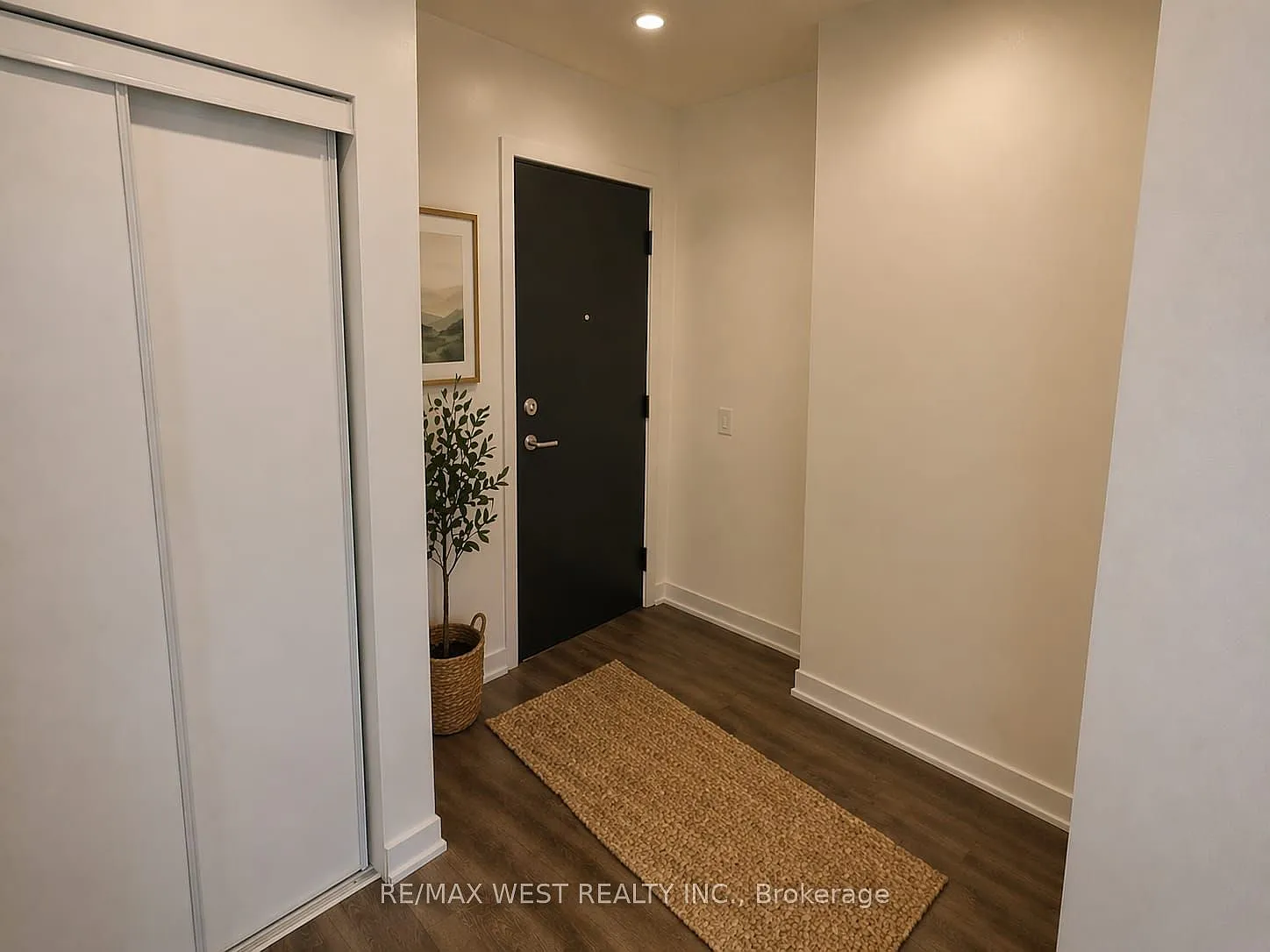 2 bed, $2,600 — Photo 2