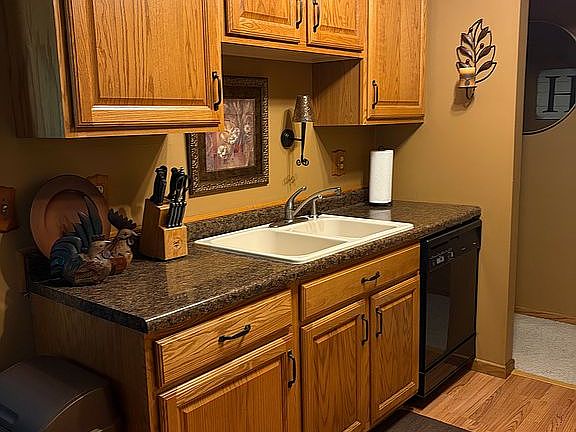 5th image of 1814 22nd Ave S APT 313