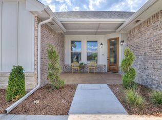 10925 Sandstone Ridge Way, Guthrie, OK 73044