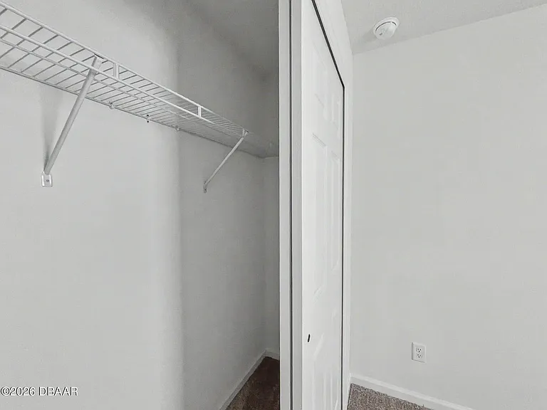 55 Signet Cir — Photo 34