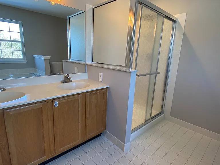 105 Hearthstone Ln — Photo 16
