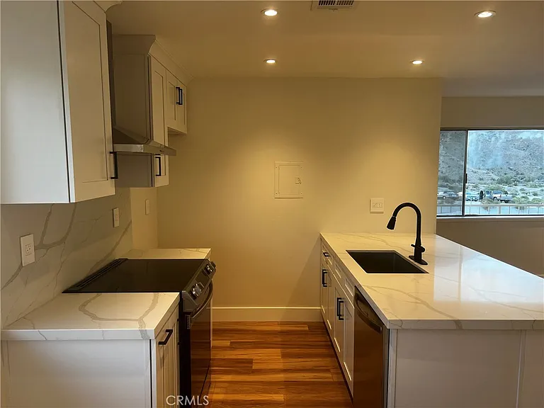 72546 Edgehill Dr #4 — Photo 5