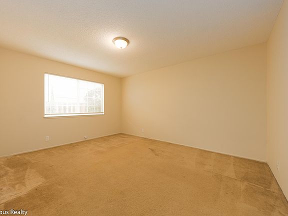 3rd image of 2772 Joseph Ave APT 2