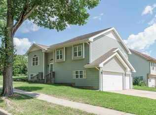 6901 Fieldwood Rd, Madison, WI 53718