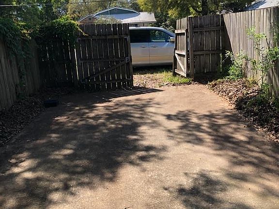 5th image of 150 Scottwood Dr SE