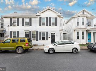 32 W Locust St, Mechanicsburg, PA