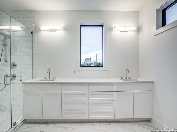 4th image of 318 W GRAYSON ST #604 #604