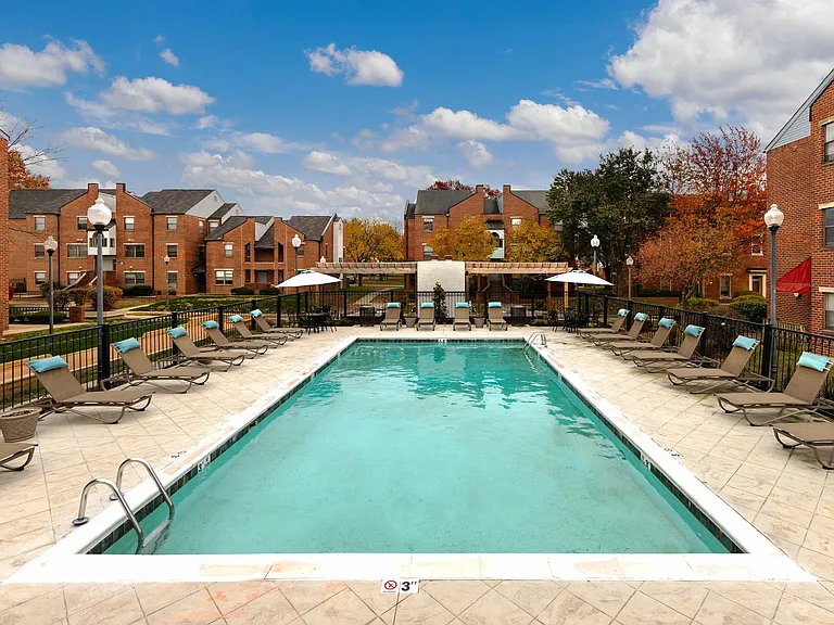 Elevate at NuLu Apartment Homes — Photo 41