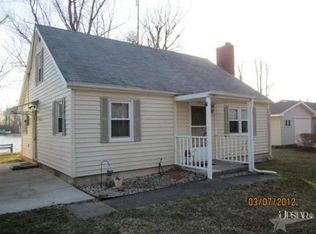 2594 E Skinner Lake Dr N, Albion, IN 46701
