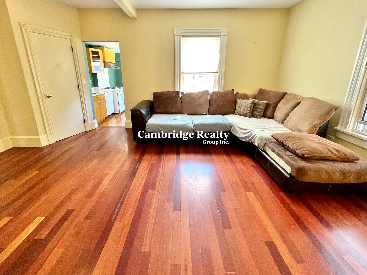 3 bed, 2.0 bath, $4,950 — Photo 3