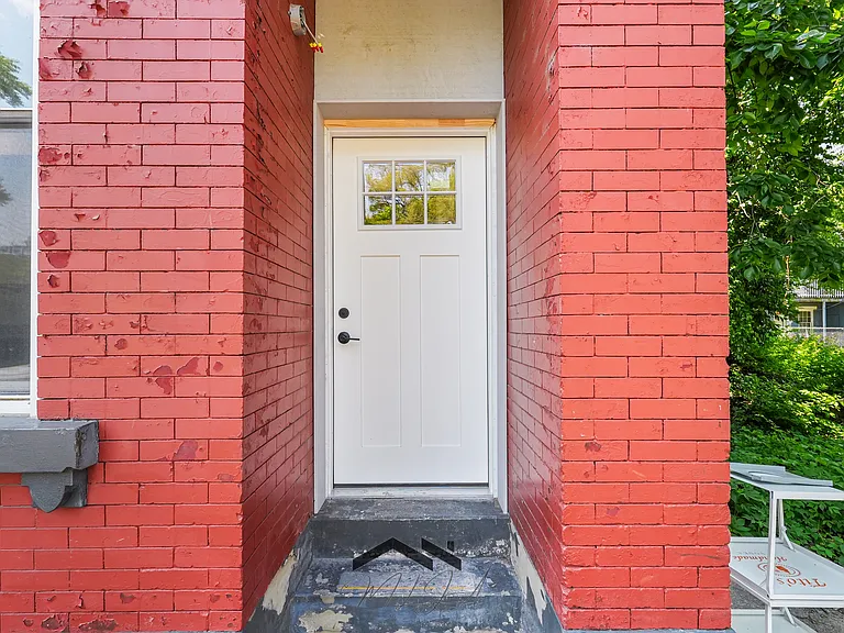 427 Whiteman St #1 — Photo 18