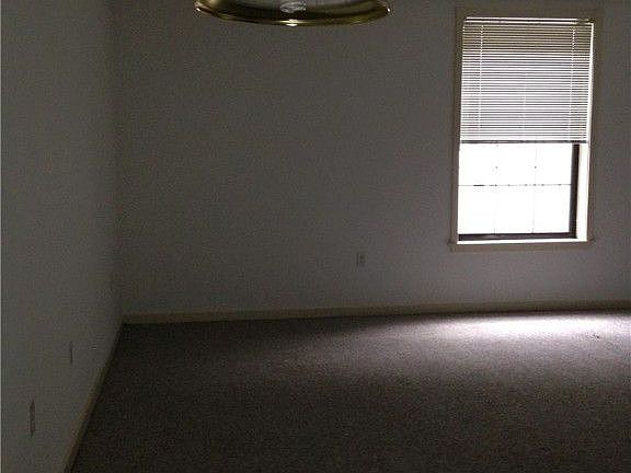 3rd image of 1206 Shockoe Ln APT 102