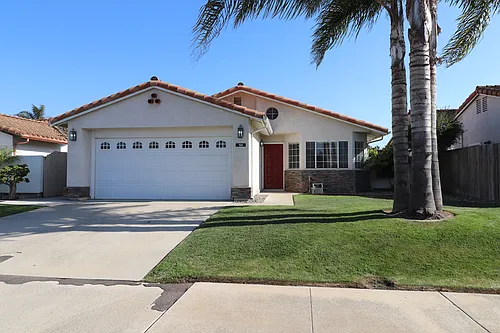 516 E San Lino Ct Photo 1