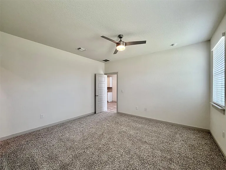 10214 Norshire Ln — Photo 12