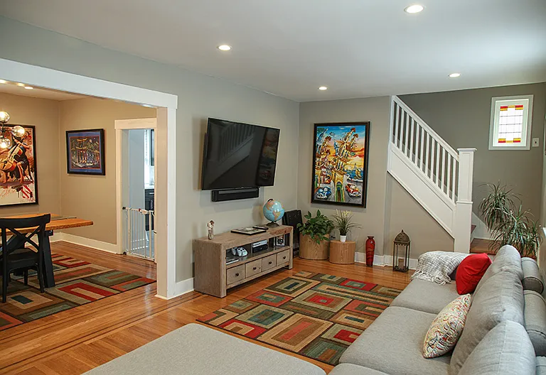 1253 Beaumont Ave — Photo 9