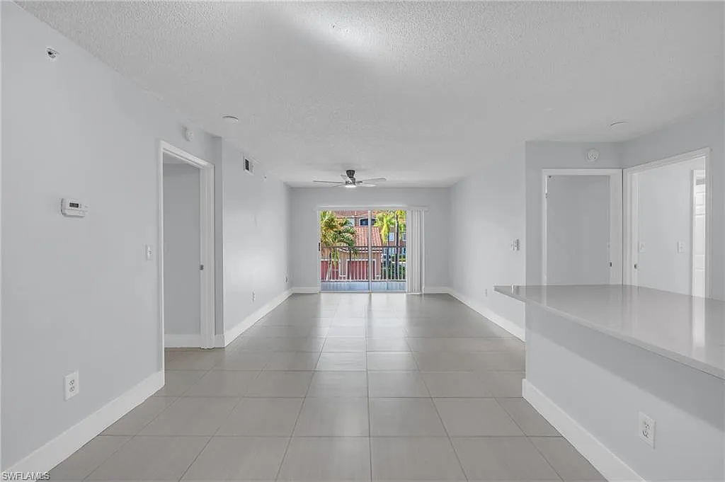 1830 Florida Club Cir — Photo 3