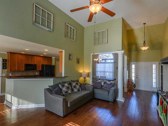 4th image of 403 Cobblestone Way