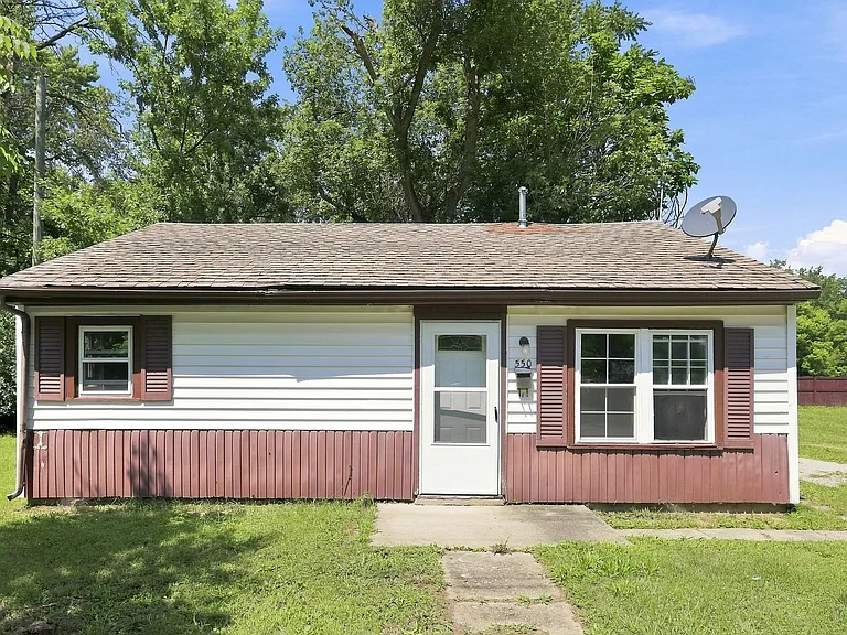 550 Hensel Ave — Photo 1