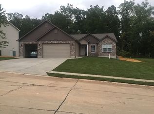 5624 Hawks Landing Dr, Hillsboro, MO