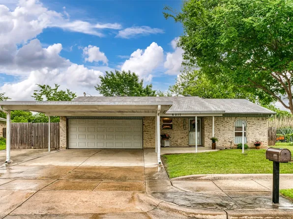 6017 Barry Dr, Watauga, TX 76148