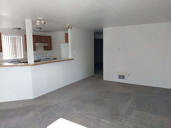 2nd image of 2506 Grade Rd APT 11