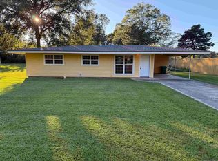 1321 N Woodcrest Ave, Denham Springs, LA 70726