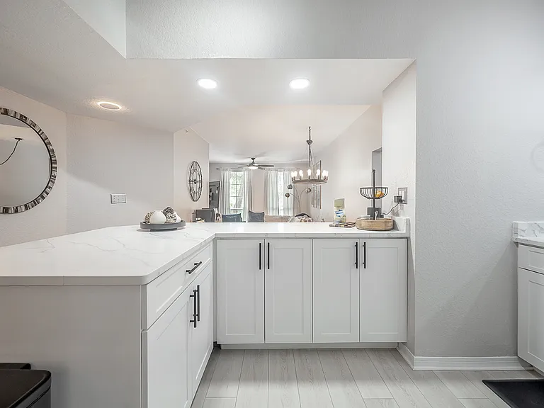 410 S Armenia Ave #928 — Photo 11