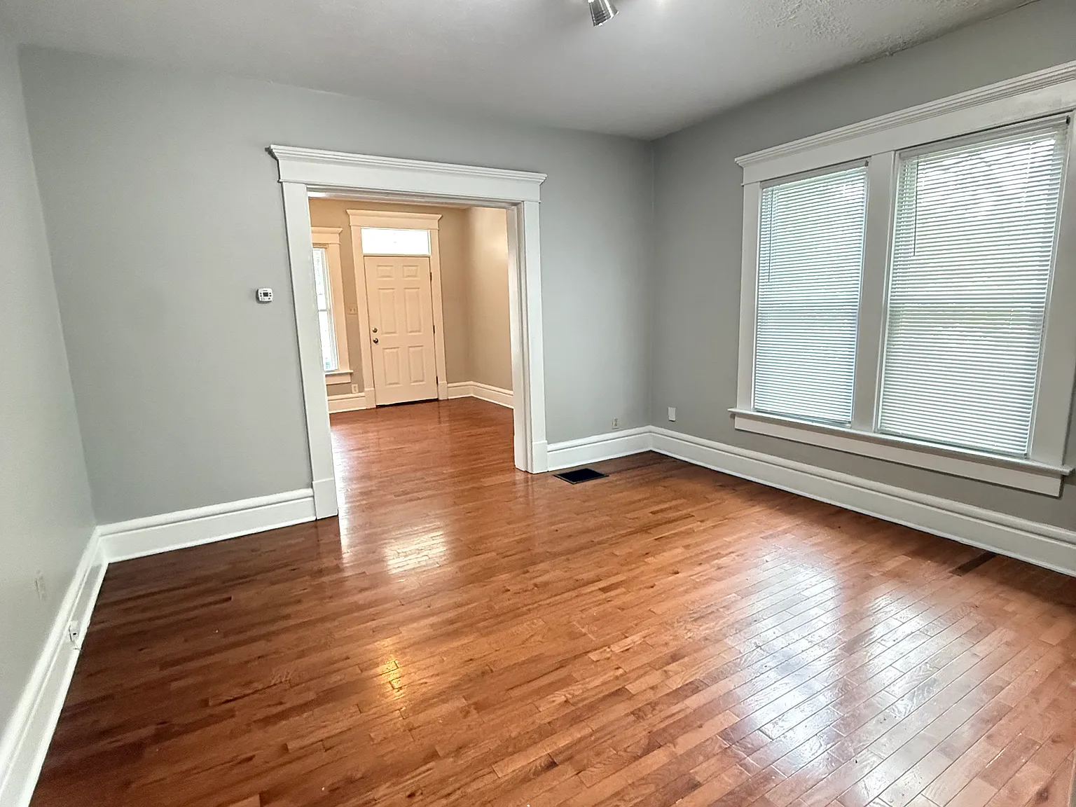 3 bed, 1176 sqft, $1,550 — Photo 4