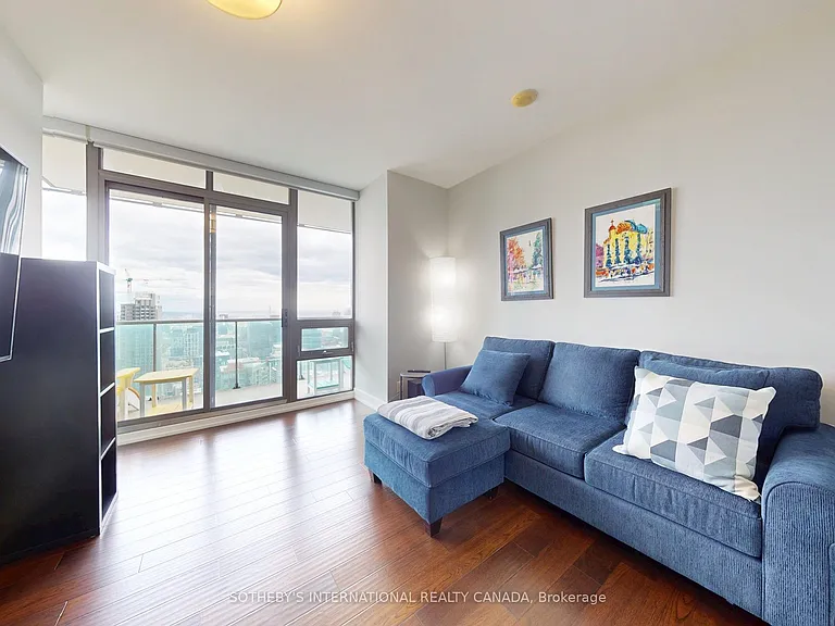 33 Lombard St #4204 — Photo 26