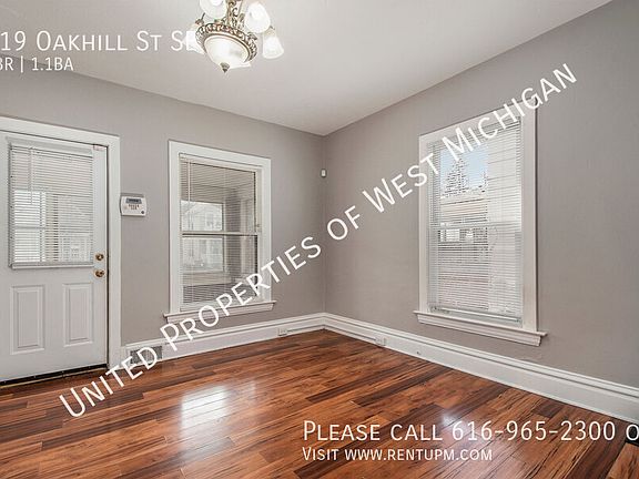 4th image of 819 Oakhill St SE