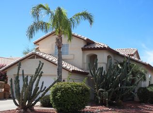 272 S Crosscreek Dr, Chandler, AZ 85225